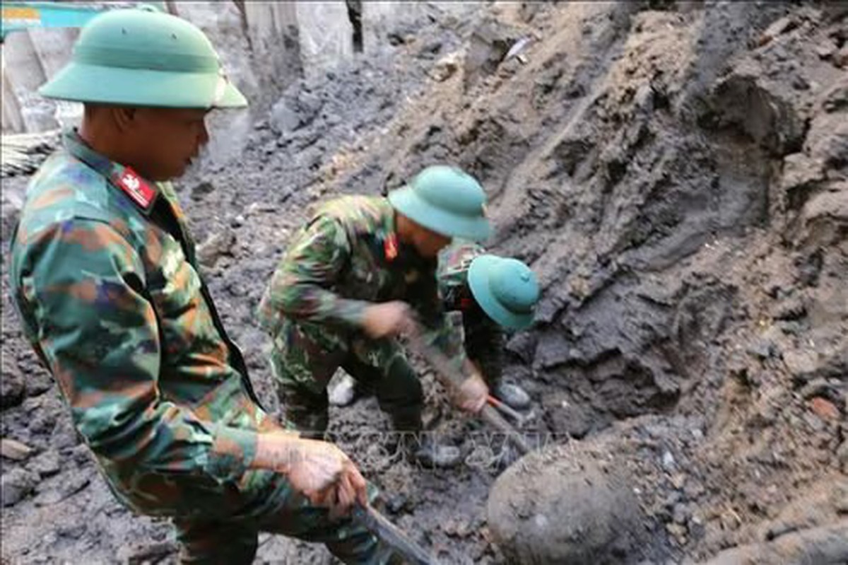 Di dời quả bom nặng 300kg khỏi phố trung tâm Hải Phòng