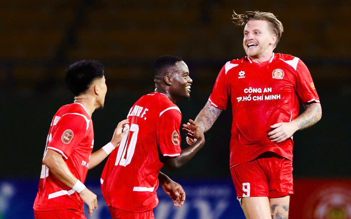 Tiến Linh, Patrik Lê Giang tỏa sáng giúp Công An TP.HCM thắng thuyết phục ở trận ra quân V-League