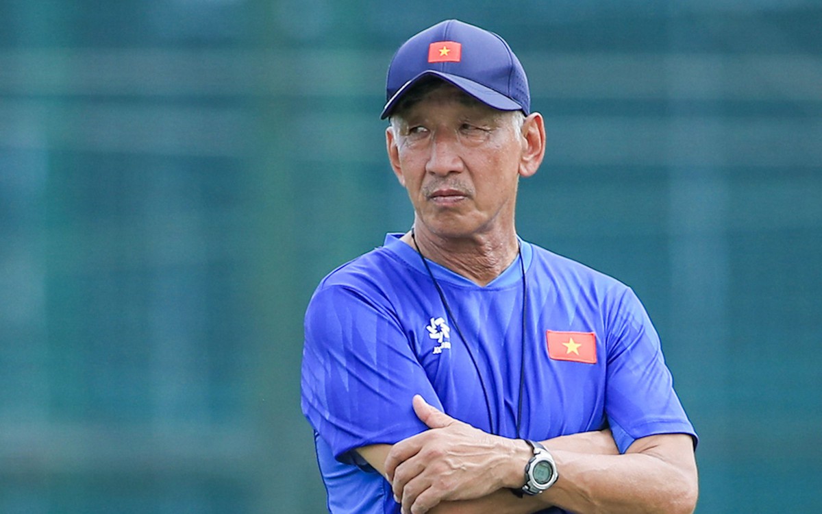 U20 Việt Nam rớt hạng: HLV Yutaka Ikeuchi nên rời đi