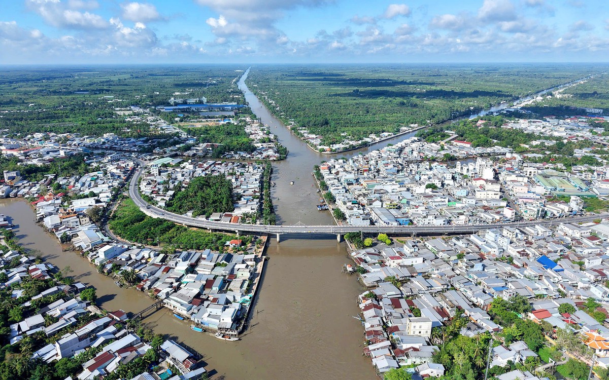 Vụ 'Chuyển trung tâm hành chính Cần Thơ về Ngã Bảy?': Có nên xây mới khi nhiều trụ sở còn dôi dư