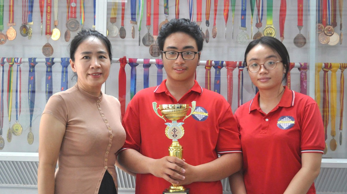 Phạm Trần Gia Phúc: Từ cậu bé tự kỷ cho đến thần đồng cờ vua