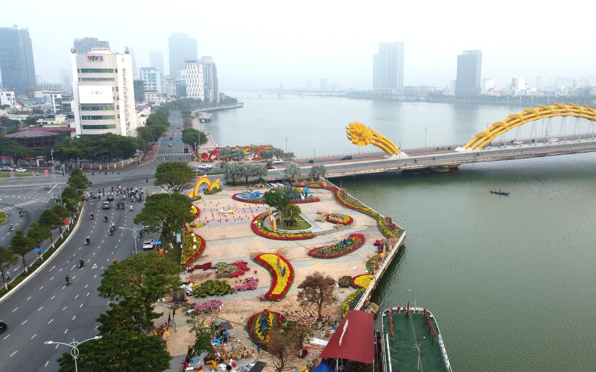 Làm nút giao thông phía Tây cầu Rồng, nghiên cứu xây cầu mới qua sông Hàn
