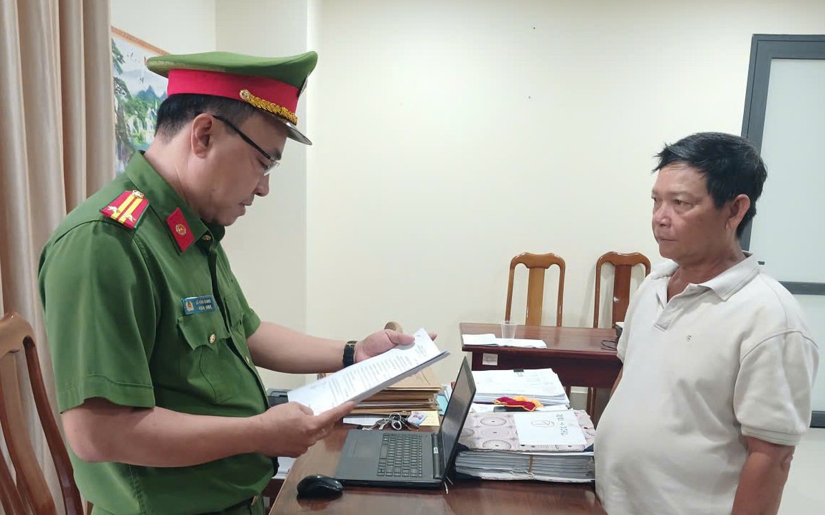 Khởi tố một giám đốc ở An Giang mua trái phép 13 hóa đơn