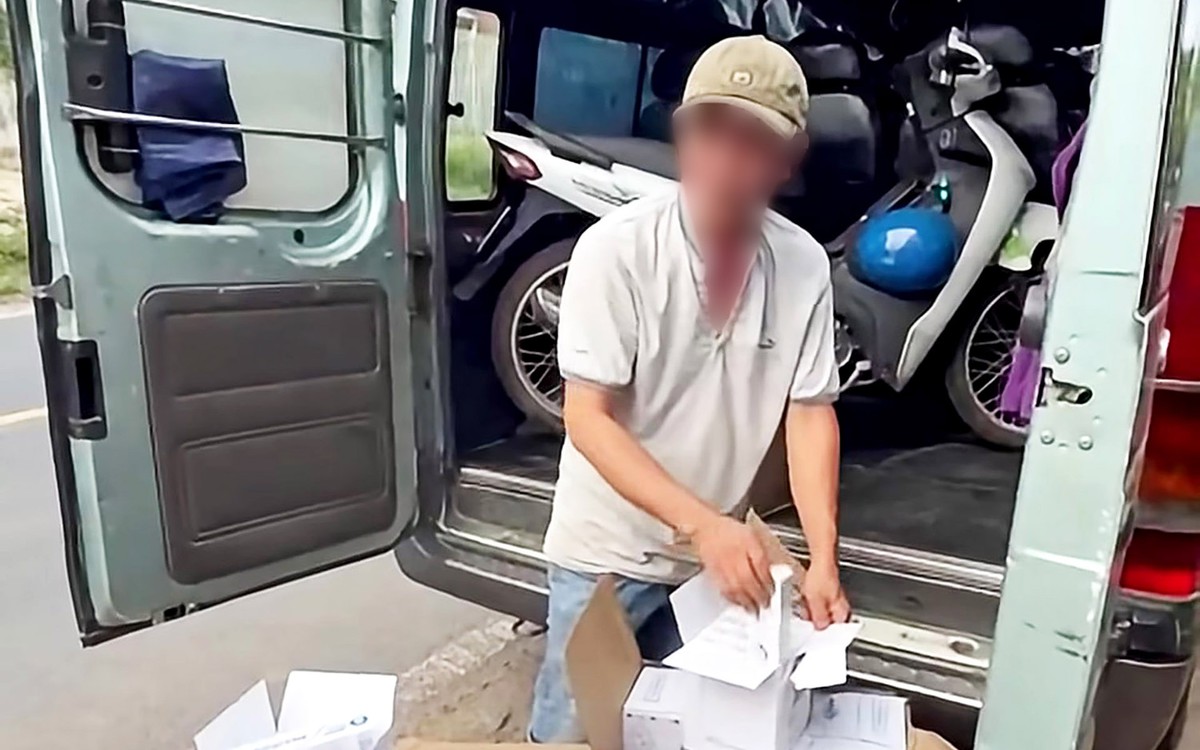 Tài xế mua 384 tuýp kem đánh răng 'hàng xách tay' về Lâm Đồng bán