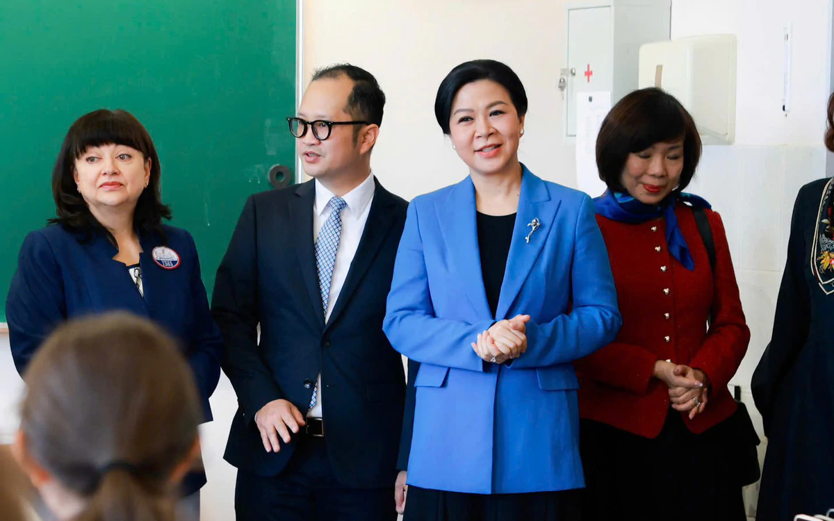 Lời ‘Xin chào’ bằng tiếng Việt tại ngôi trường giữa thủ đô Nga