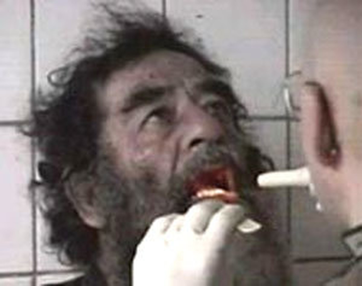 Saddam Hussein bị bắt như thế nào? - Tuổi Trẻ Online