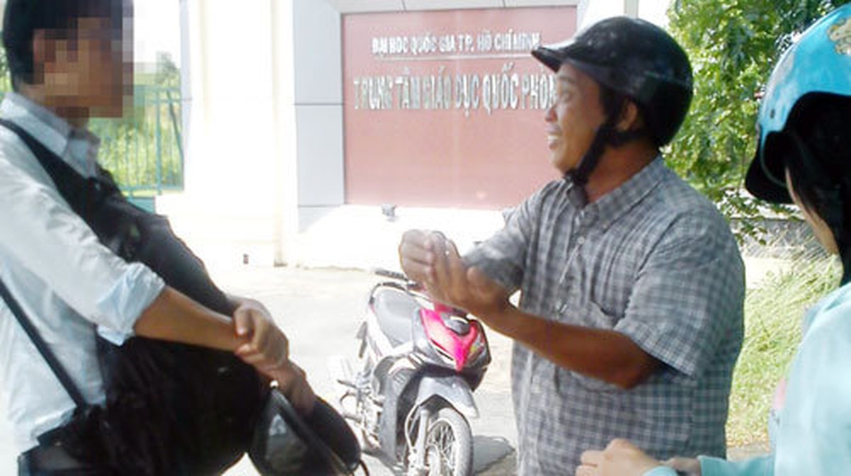 Nhận diện "cò" chạy chứng chỉ quốc phòng