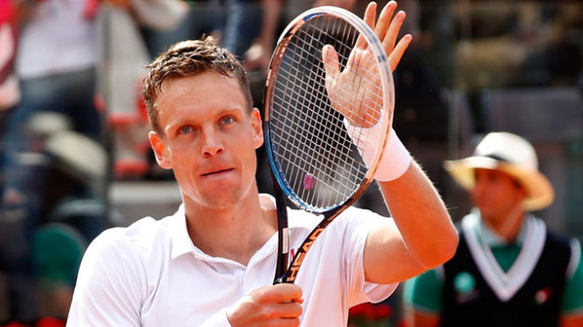 Berdych hạ Djokovic, vào bán kết gặp Nadal