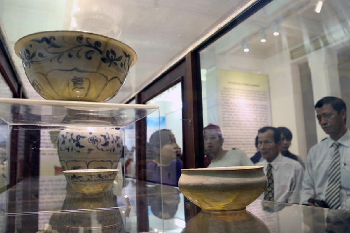 Triển lãm cổ vật thời Lý, Trần và Lê vớt từ sông Hương