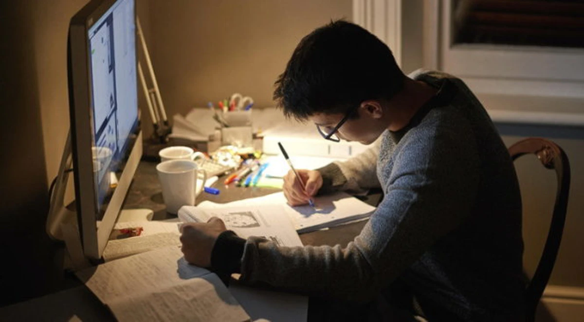 Học ngày hay học đêm thì tốt hơn? - Tuổi Trẻ Online