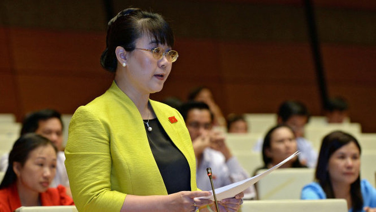 Bãi nhiệm đại biểu HĐND TP Hà Nội với bà Nguyệt Hường