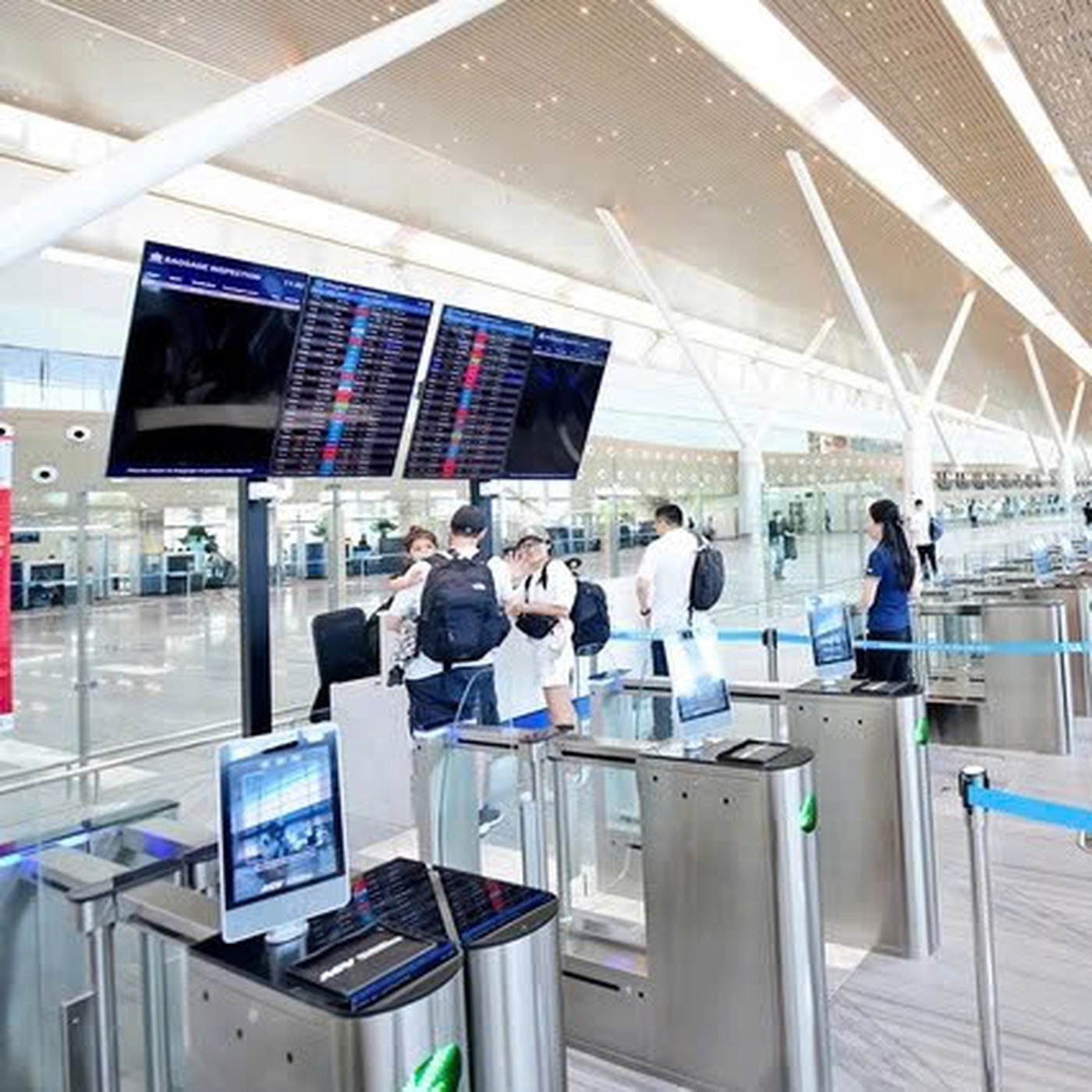 Quy định mới dành cho hành khách đi máy bay không có hành lý ký gửi từ ngày 1-12