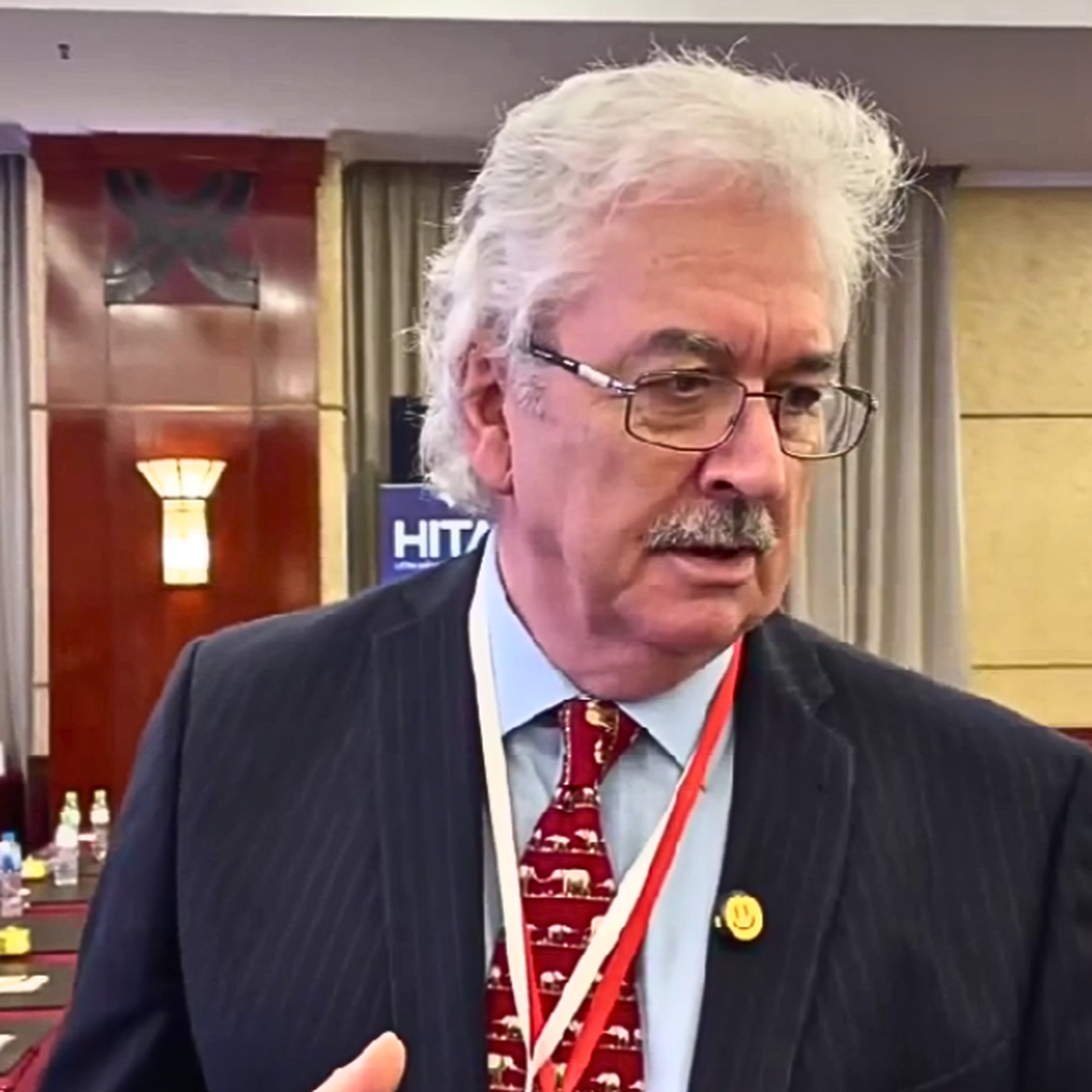 Người bị tất cả sòng bạc thế giới cấm cửa đang ở Việt Nam chia sẻ cách luyện siêu trí nhớ