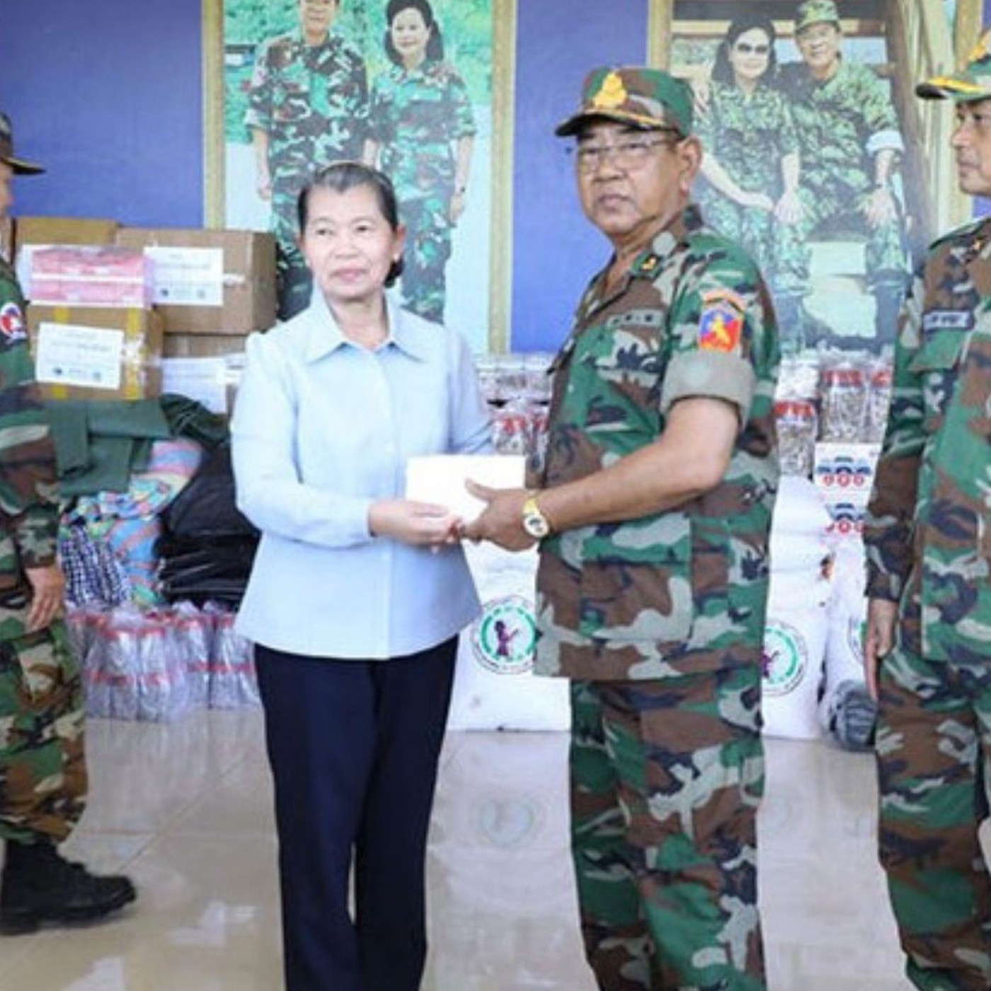 Tướng Campuchia Srey Doek xuất hiện sau khi báo Thái đưa tin 'tử trận'