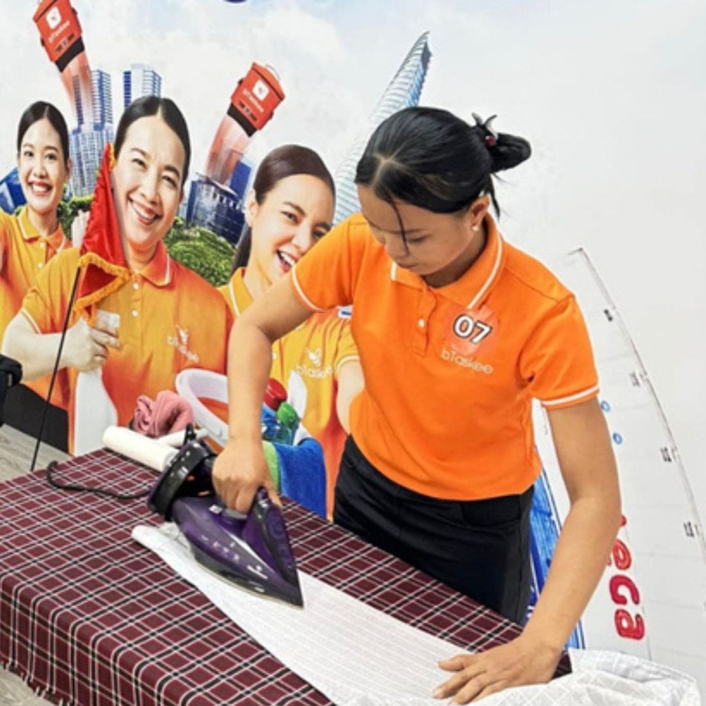Lần đầu tổ chức cuộc thi 'Ong tranh tài' dành riêng cho người giúp việc trên toàn quốc