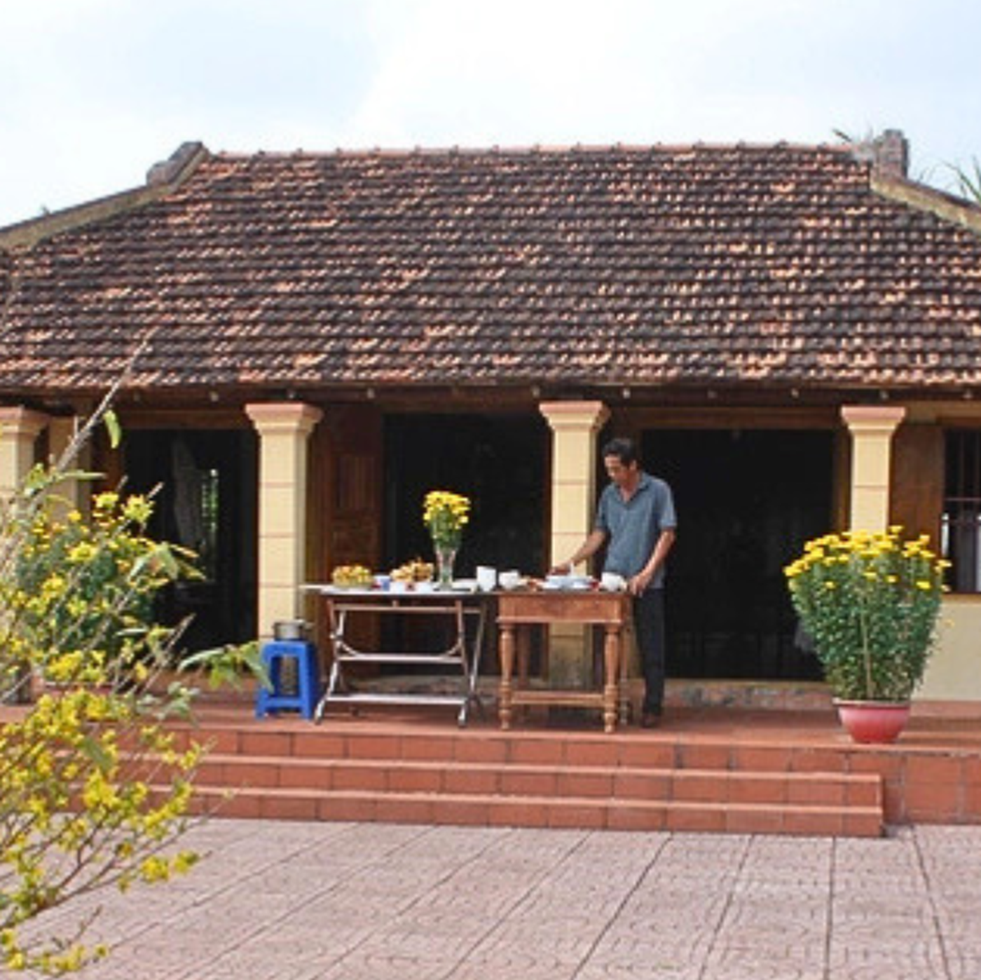 Chuyện các con về thăm ba mẹ ngày Tết