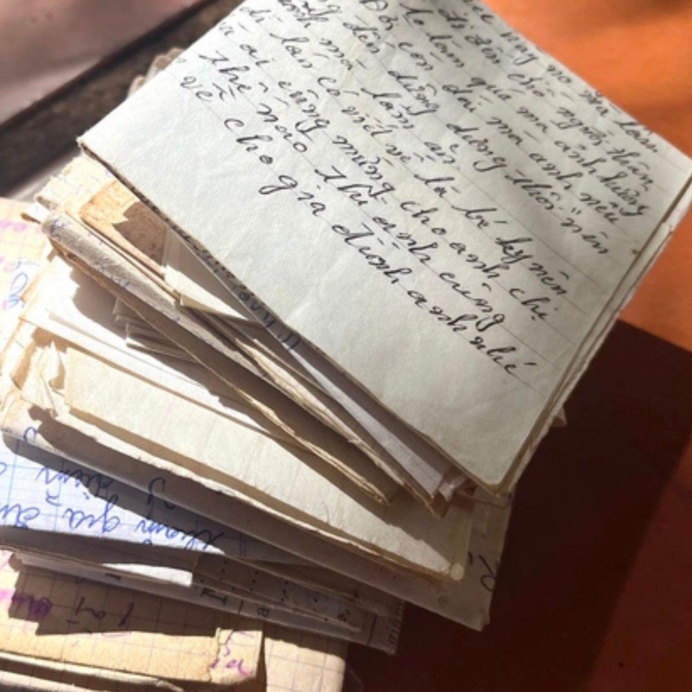 Tình yêu thời AI có giống cha anh...- Kỳ cuối: Công nghệ thay đổi cách yêu, không thay đổi cảm xúc