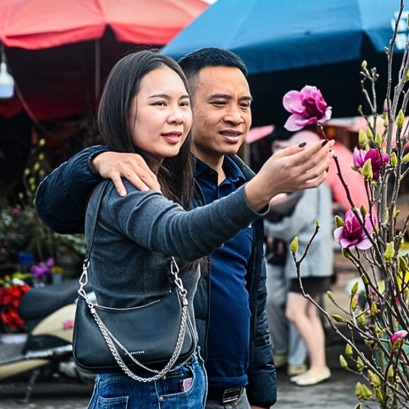 Săn đặc sản ăn chơi ngày Tết - Kỳ 5: Chưng hoa lạ lạ, bánh mứt lành lành