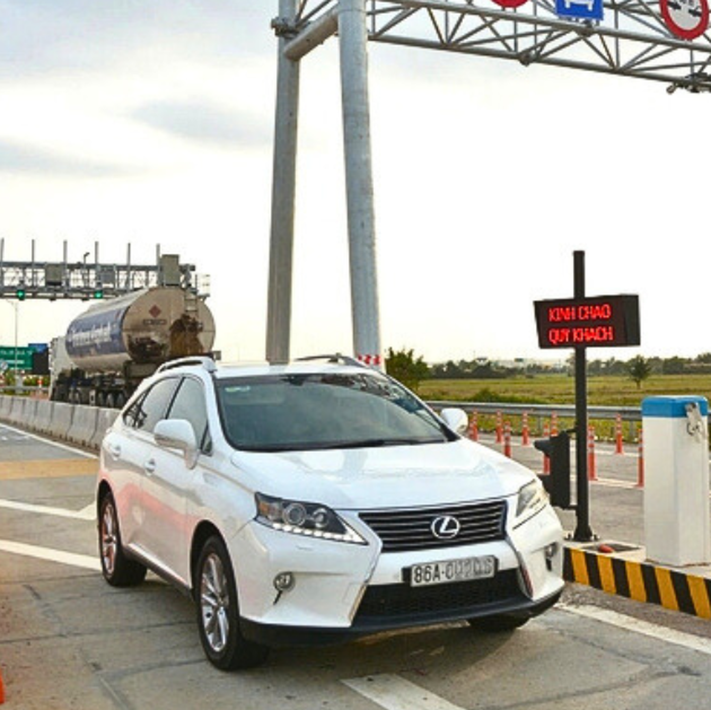 Cao tốc Vĩnh Hảo đến Dầu Giây thu phí từ đêm 2-3, mức phí cho từng đoạn ra sao?