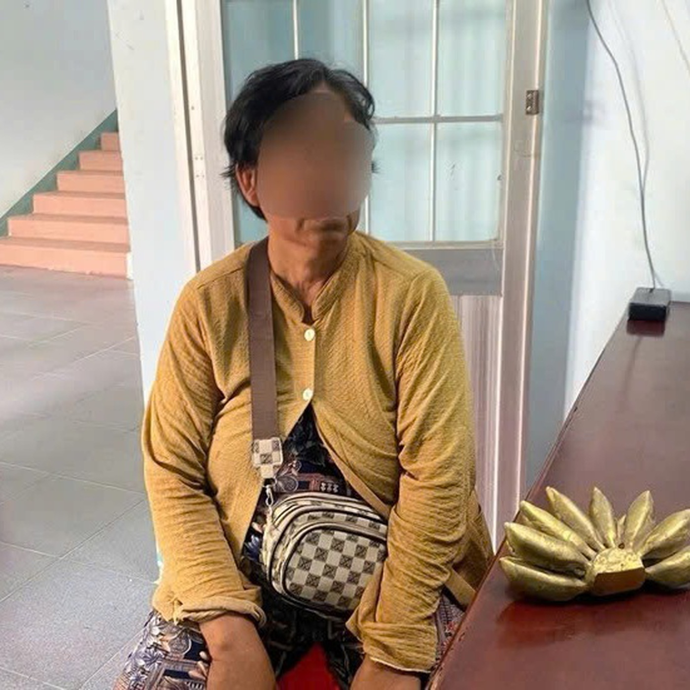 Cảnh báo chiêu trò dùng nải chuối ‘hàng quý’ lừa đảo khiến nhiều người sập bẫy ở Vĩnh Long