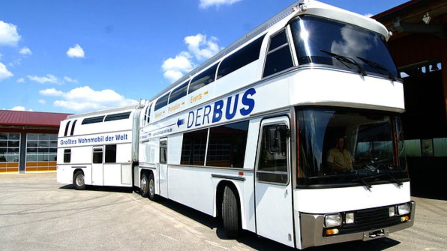 Chiếc DerBus trong bài là chiếc đầu tiên được sản xuất, cũng được cho là chiếc duy nhất còn sống sót trong tình trạng hoàn hảo - Ảnh: Estadao
