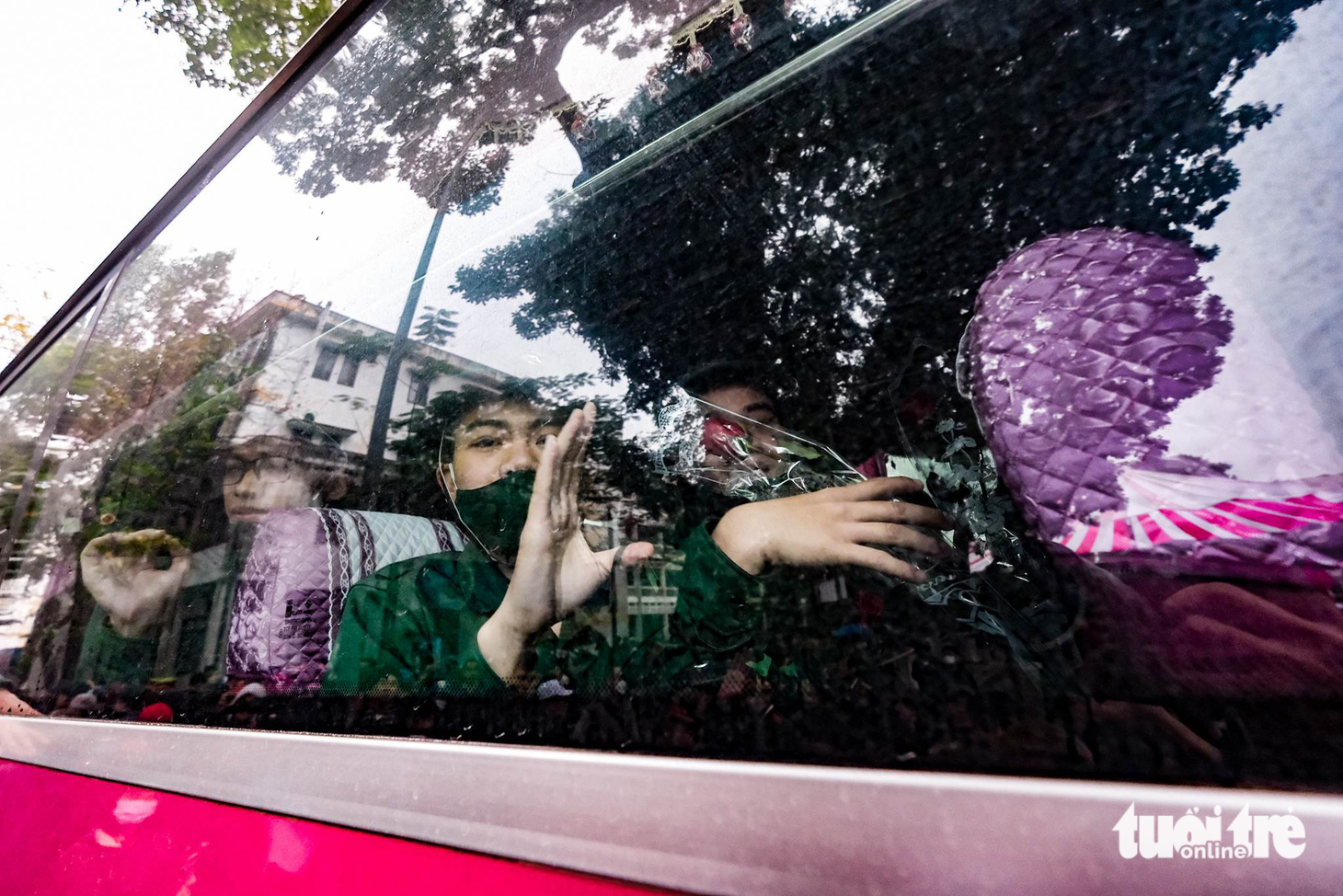 Hôm nay, 30 quận, huyện ở Hà Nội tiễn tân binh nhập ngũ - Ảnh 1.