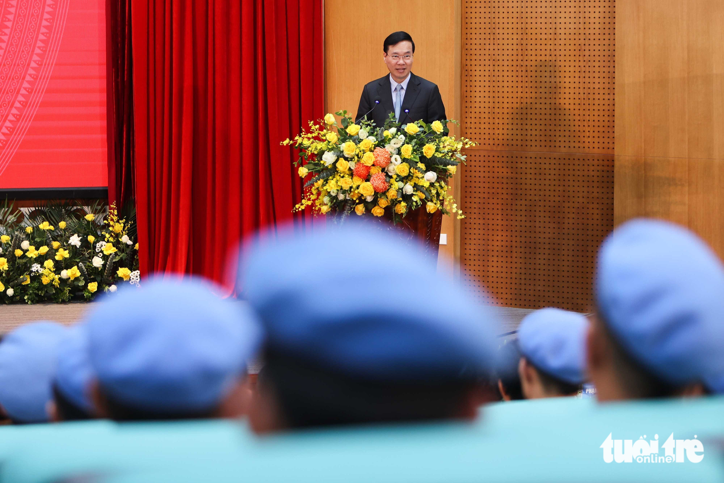 Chủ tịch nước cùng Toàn quyền Úc trồng cây, mong ước hòa bình, phát triển cho hai nước - Ảnh 2.