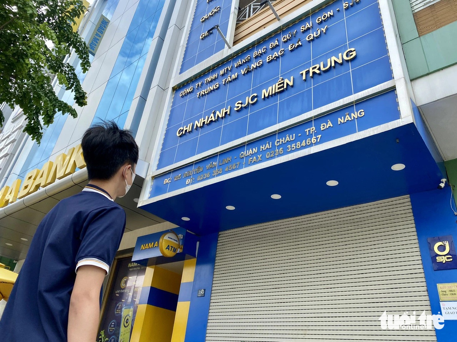 Cửa hàng vàng SJC đóng cửa không hẹn ngày mở, chưa có cách xử lý - Ảnh 1.