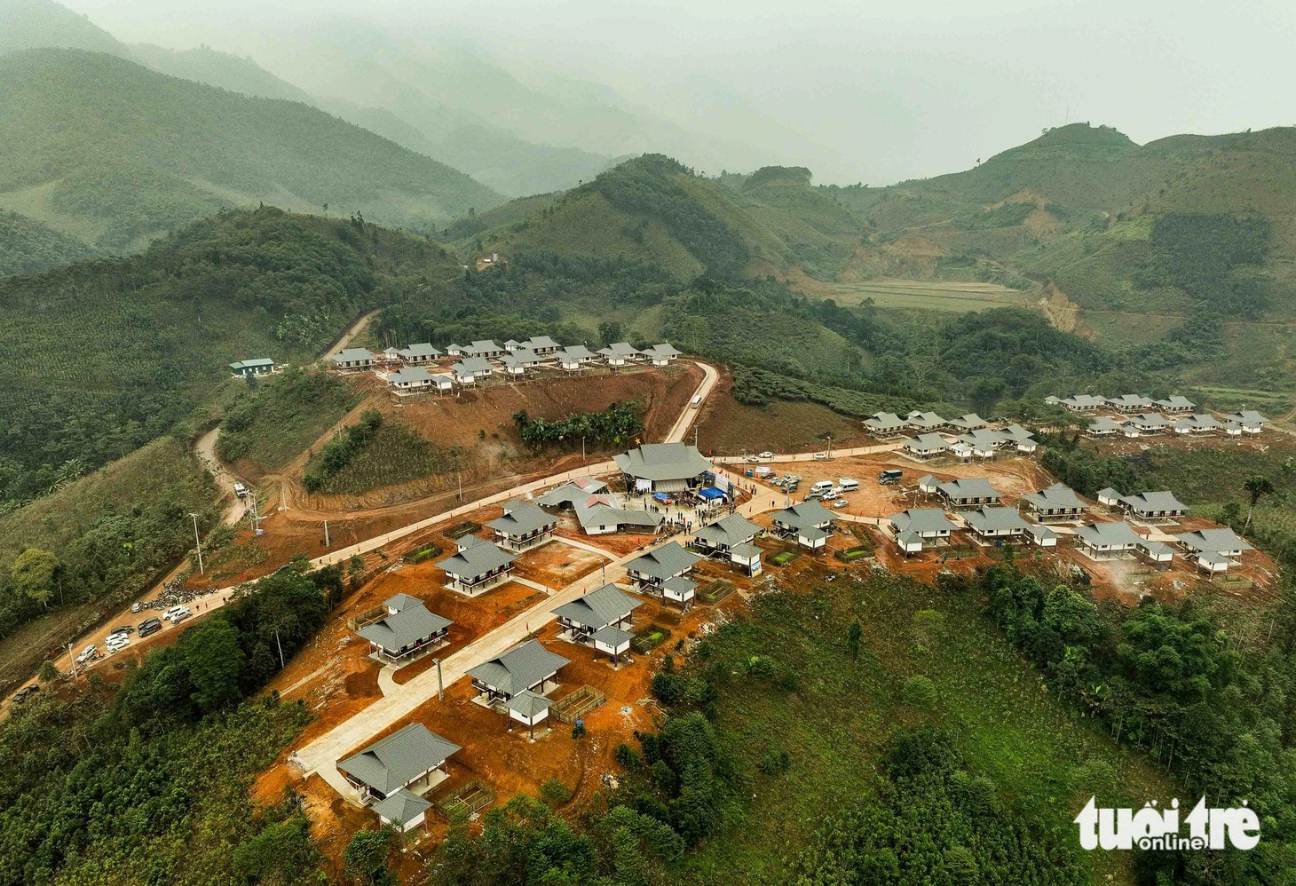 Thủ tướng dự khánh thành khu tái định cư Làng Nủ, Kho Vàng, Nậm Tông - Ảnh 2.