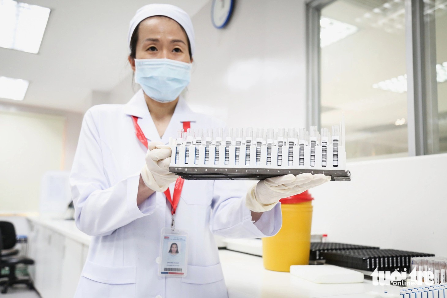Lượng máu tại Ngân hàng máu Bệnh viện Truyền máu - Huyết học TP.HCM trong những ngày cận Tết Nguyên đán 2024 tăng khoảng 20% - Ảnh: PHƯƠNG QUYÊN
