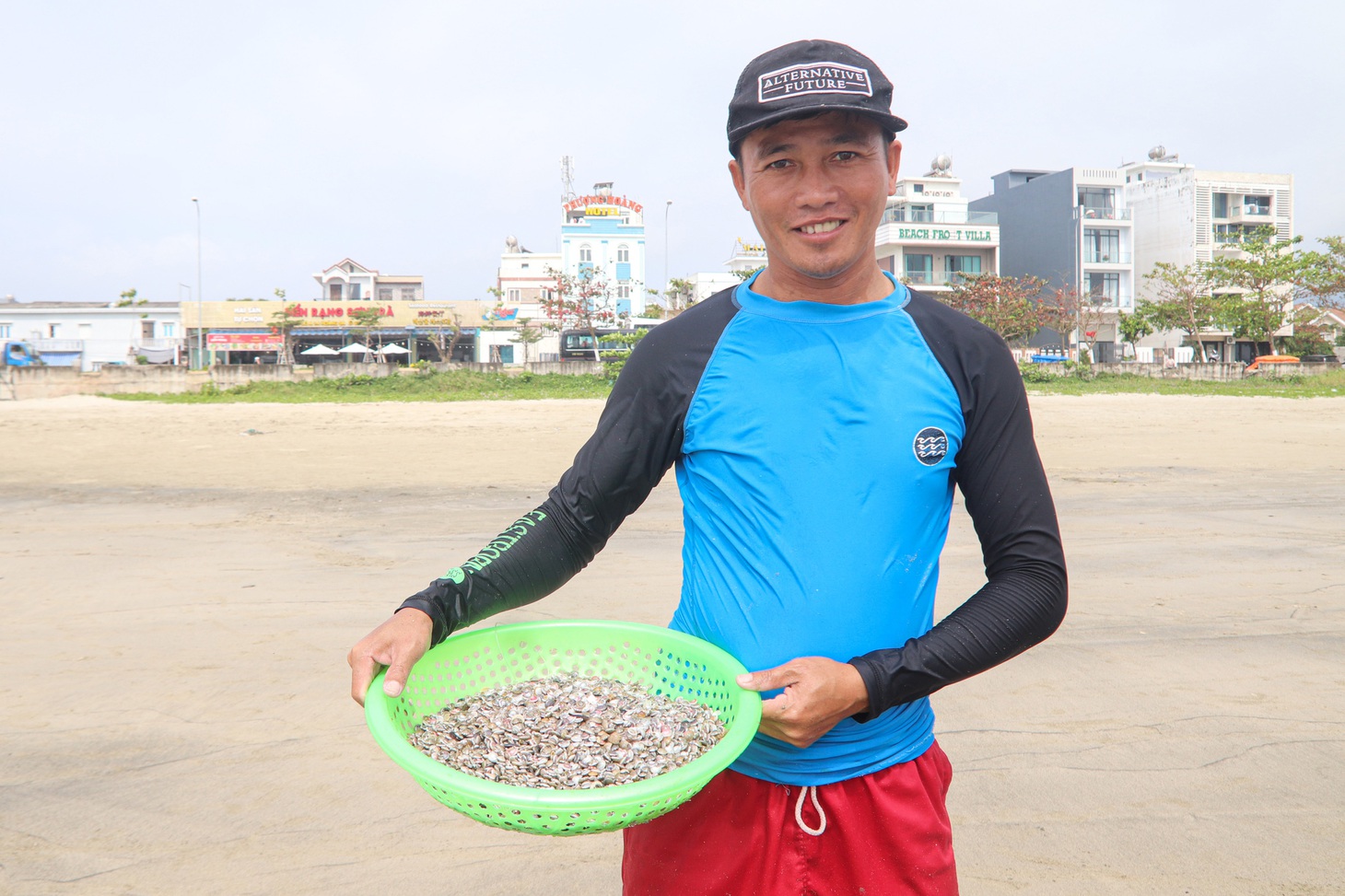 Vơi kích thước chỉ bằng đầu đũa cùng nhiều màu sắc, ốc lể trở thành món được nhiều người Đà Nẵng yêu thích&nbsp;