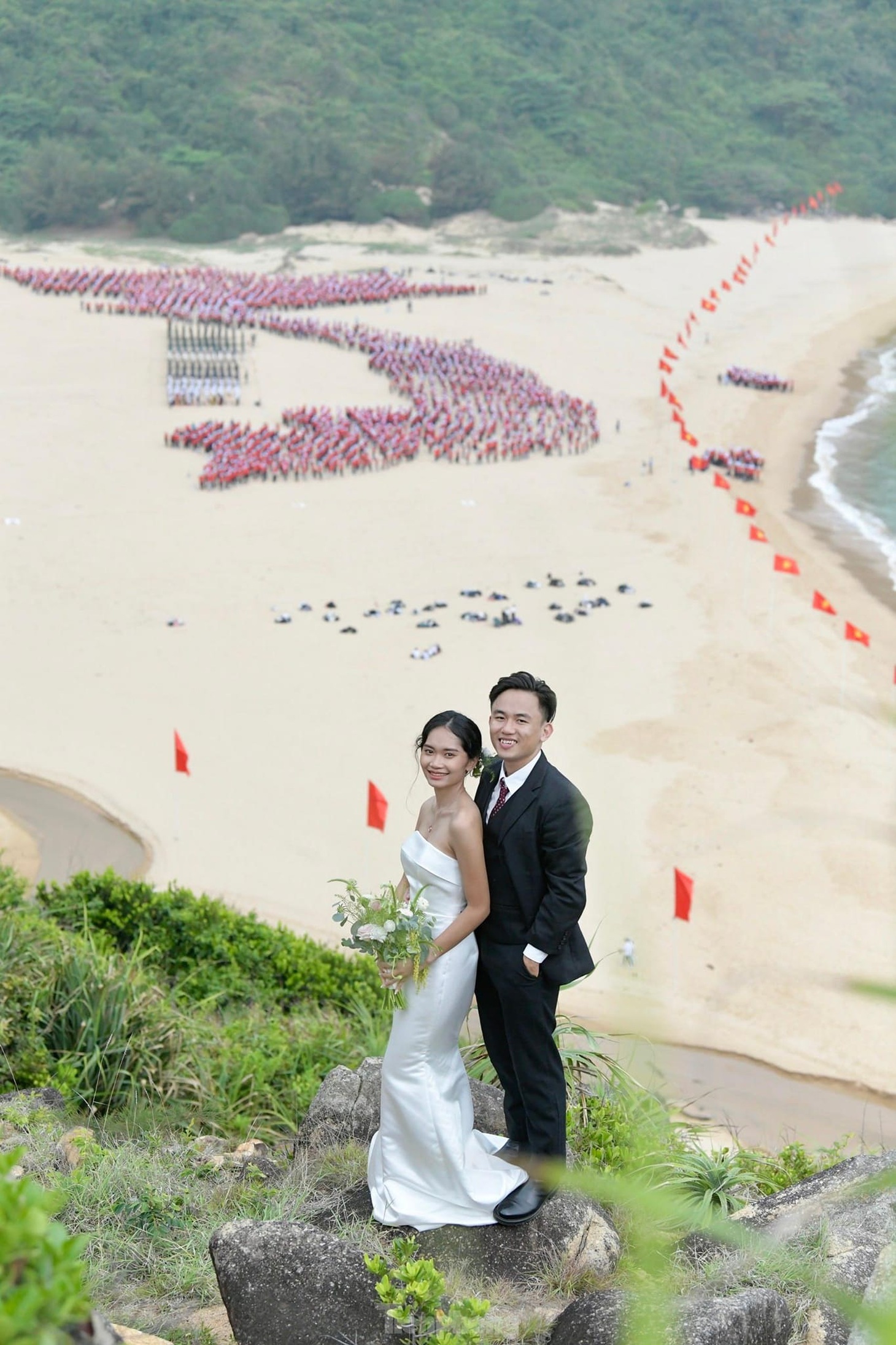 Nhiều dân mạng cho rằng: