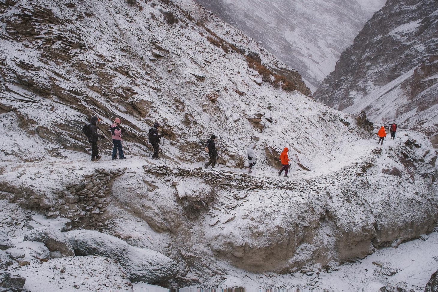 Vội đến Ladakh khi còn được dạo bước trên những dòng sông băng- Ảnh 8.