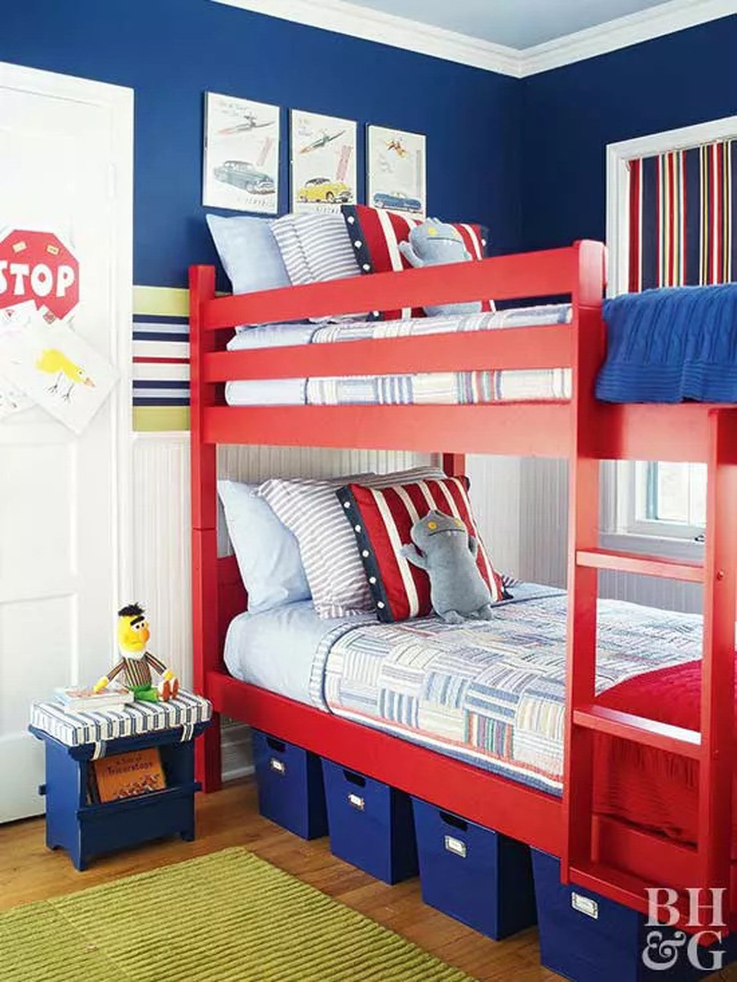 Hãy tìm một màu sắc hấp dẫn với các thành viên ở chung phòng - Ảnh: BHG