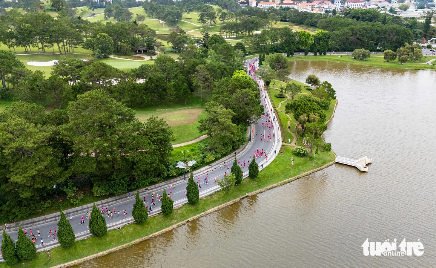 Tuyến đường Trần Quốc Toản dọc hồ Xuân Hương (Đà Lạt) sẽ thí điểm phố đi bộ ban đêm - Ảnh: M.V