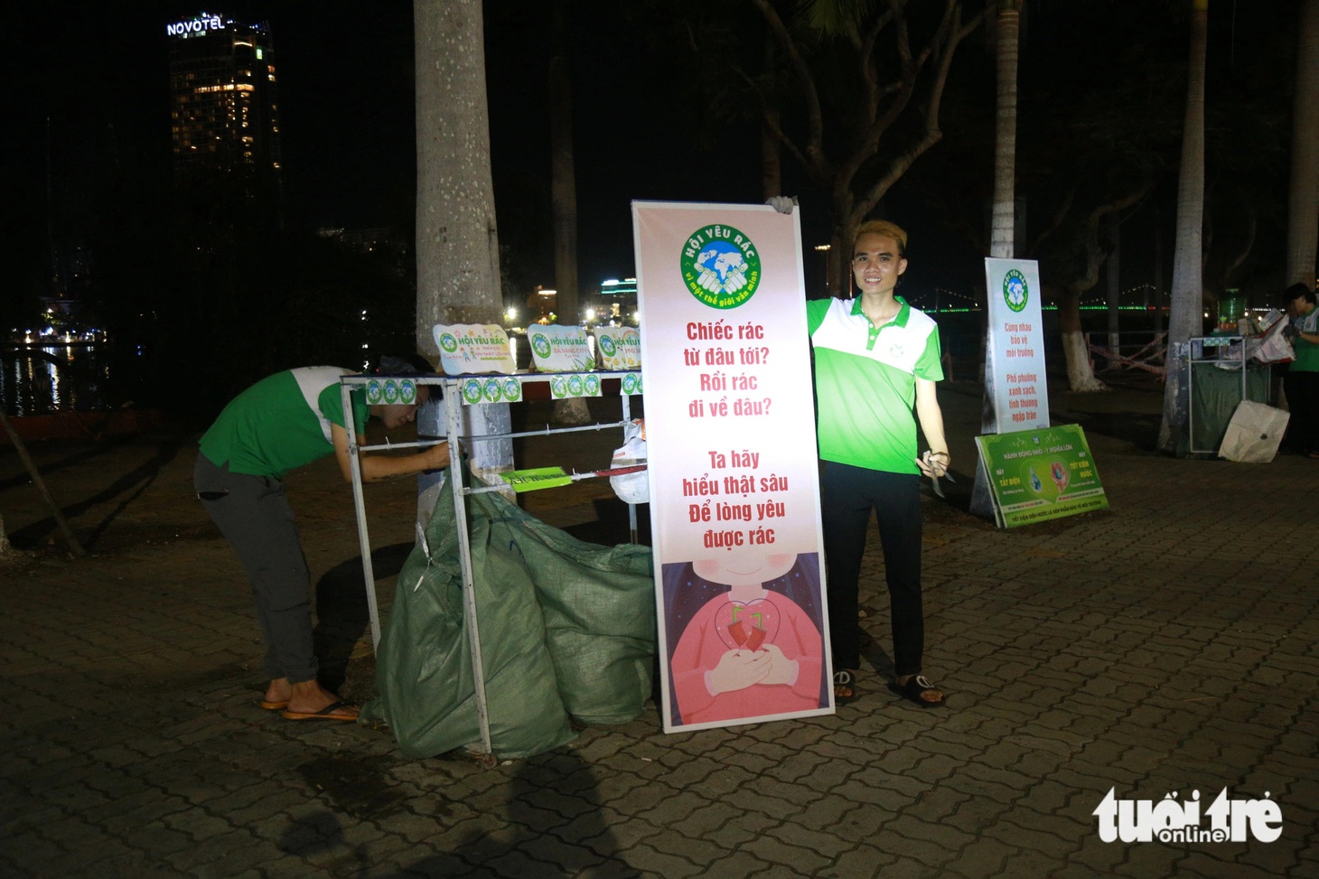 Hội Yêu Rác đã đặt nhiều thùng rác phân loại