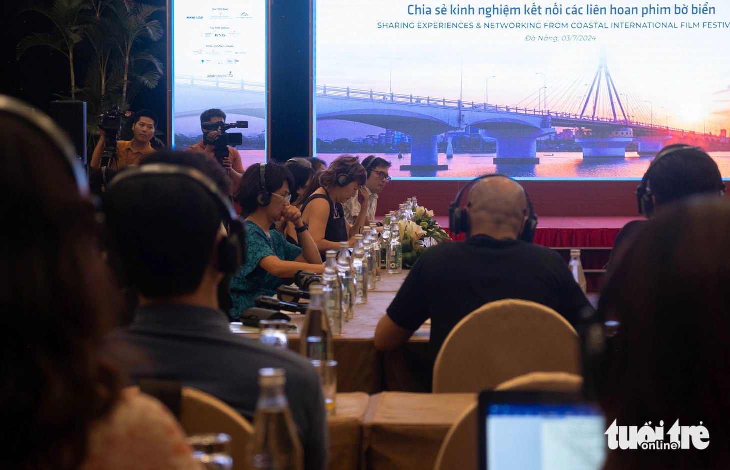 Bàn tròn Chia sẻ kinh nghiệm kết nối các liên hoan phim bờ biển, cơ hội cho TP Đà Nẵng và Liên hoan phim châu Á Đà Nẵng - Ảnh: ANH VŨ