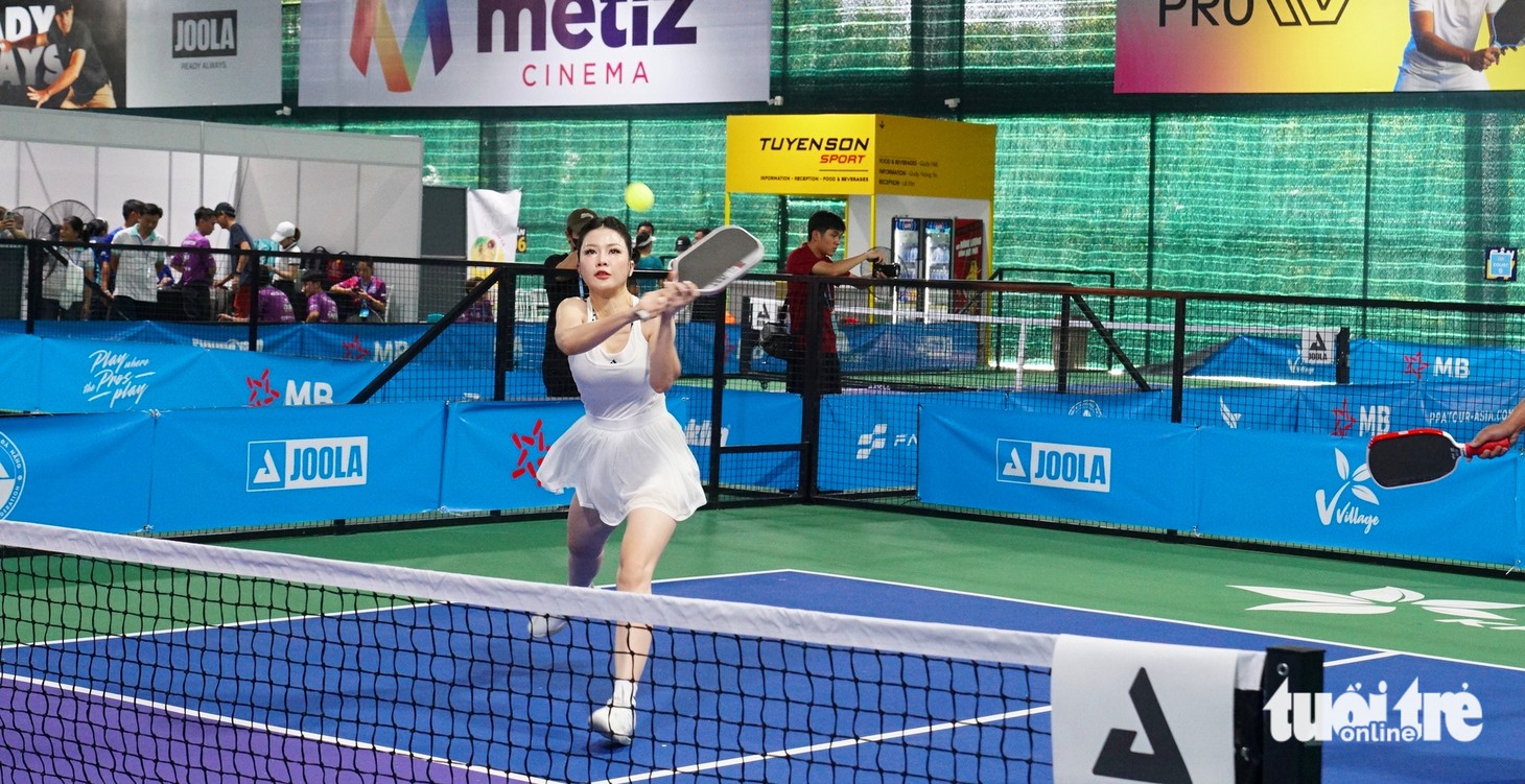Xuất hiện nhiều ‘bóng hồng’ quyến rũ tại Giải pickleball quốc tế PPA Tour Asia 2025 ở Đà Nẵng - Ảnh 1.