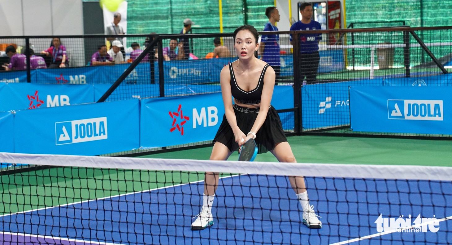 Xuất hiện nhiều ‘bóng hồng’ quyến rũ tại Giải pickleball quốc tế PPA Tour Asia 2025 ở Đà Nẵng - Ảnh 3.