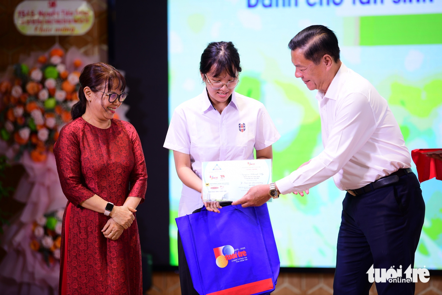 TIẾP SỨC ĐẾN TRƯỜNG - Ảnh 24.