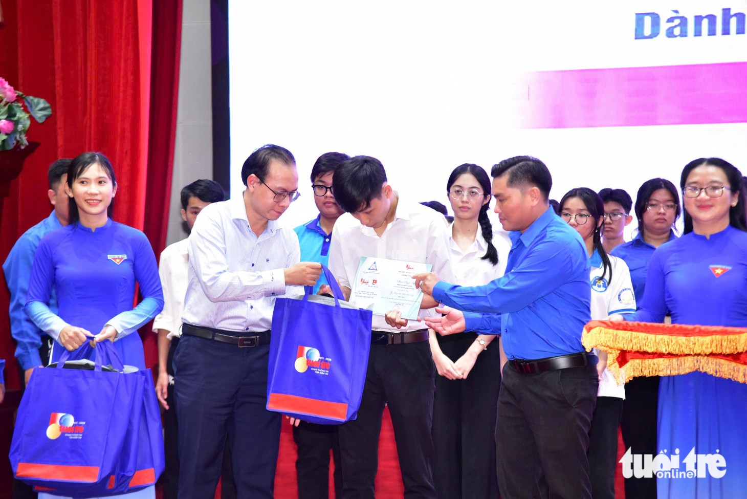 tiếp sức đến trường - Ảnh 27.