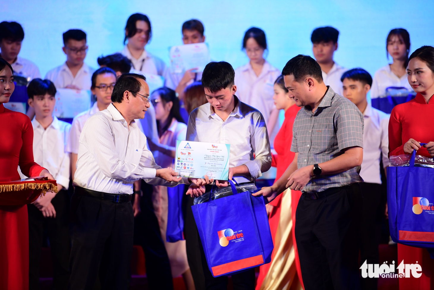 tiếp sức đến trường - Ảnh 45.