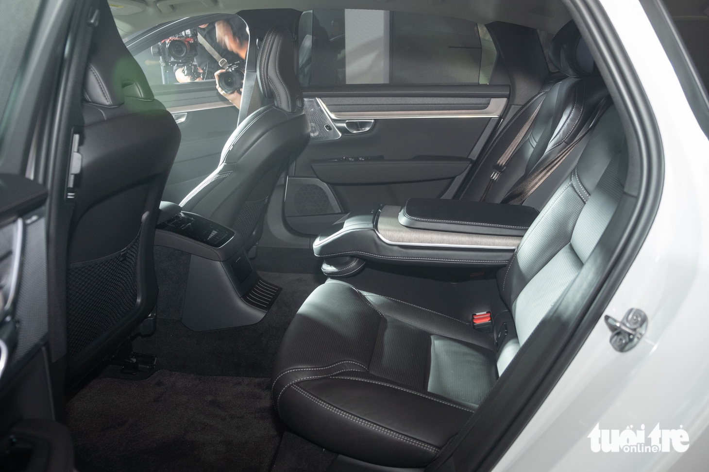 Volvo S90 2025 ra mắt Việt Nam: Nhiều nâng cấp, giá lại chỉ 2,75 tỉ đồng thấp hơn mẫu tiền nhiệm - Ảnh 11.