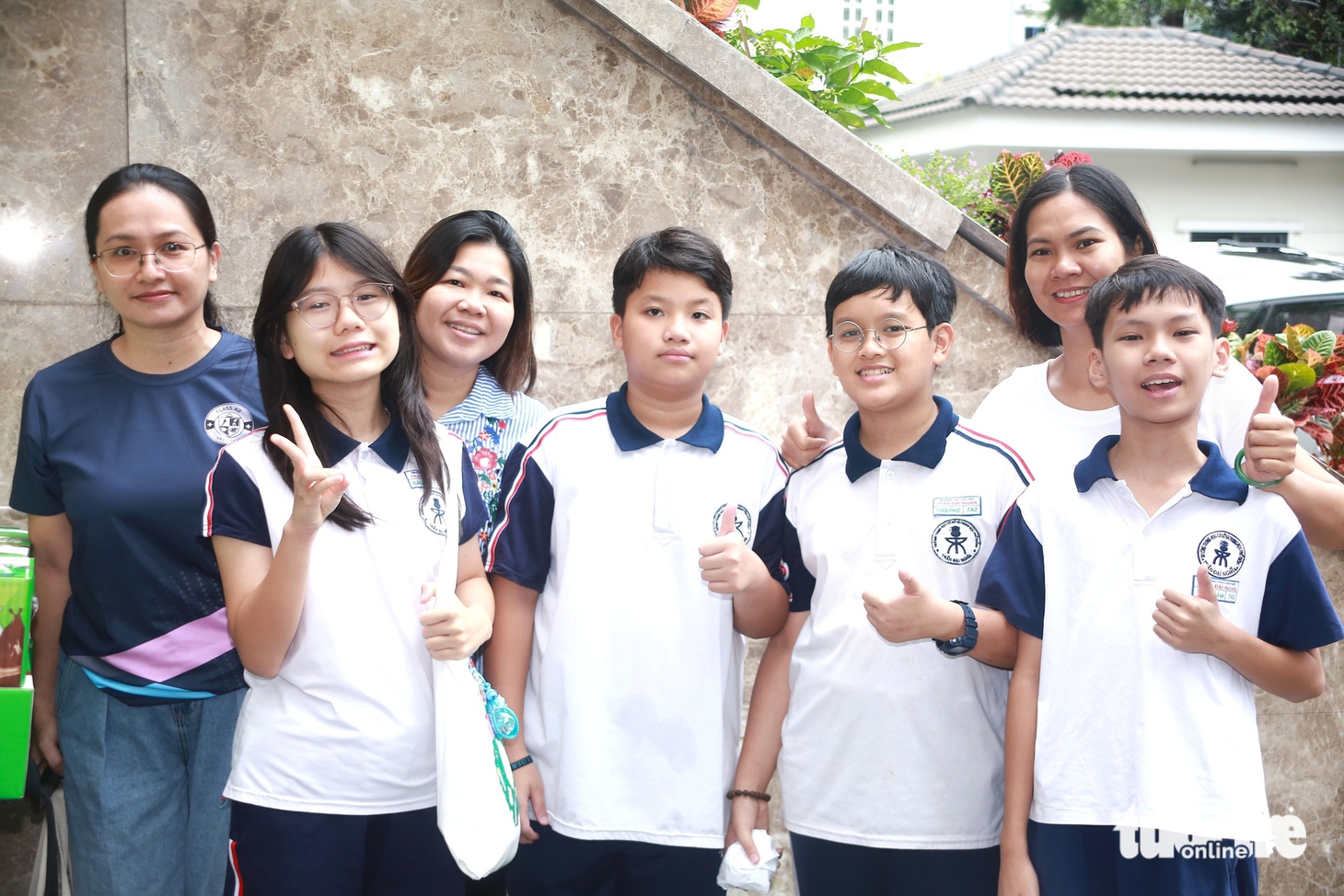 'Thấy clip lũ ở miền Trung, xót quá chịu không nổi' - Ảnh 4.