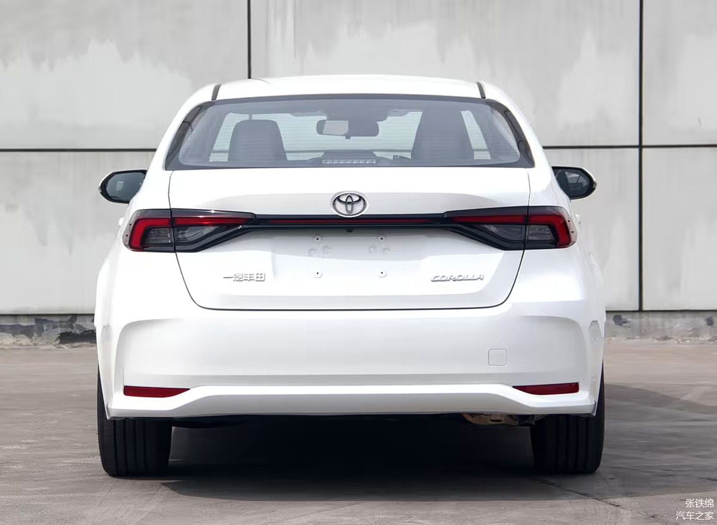 Toyota Corolla Altis - Ảnh 21.