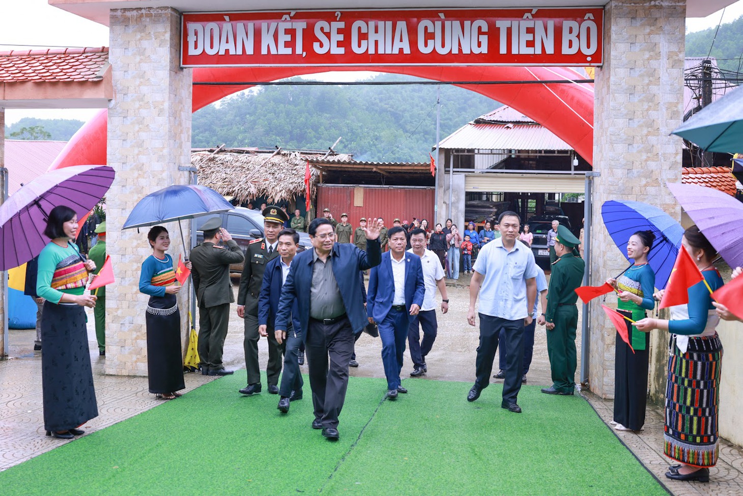 trường nội trú - Ảnh 1.