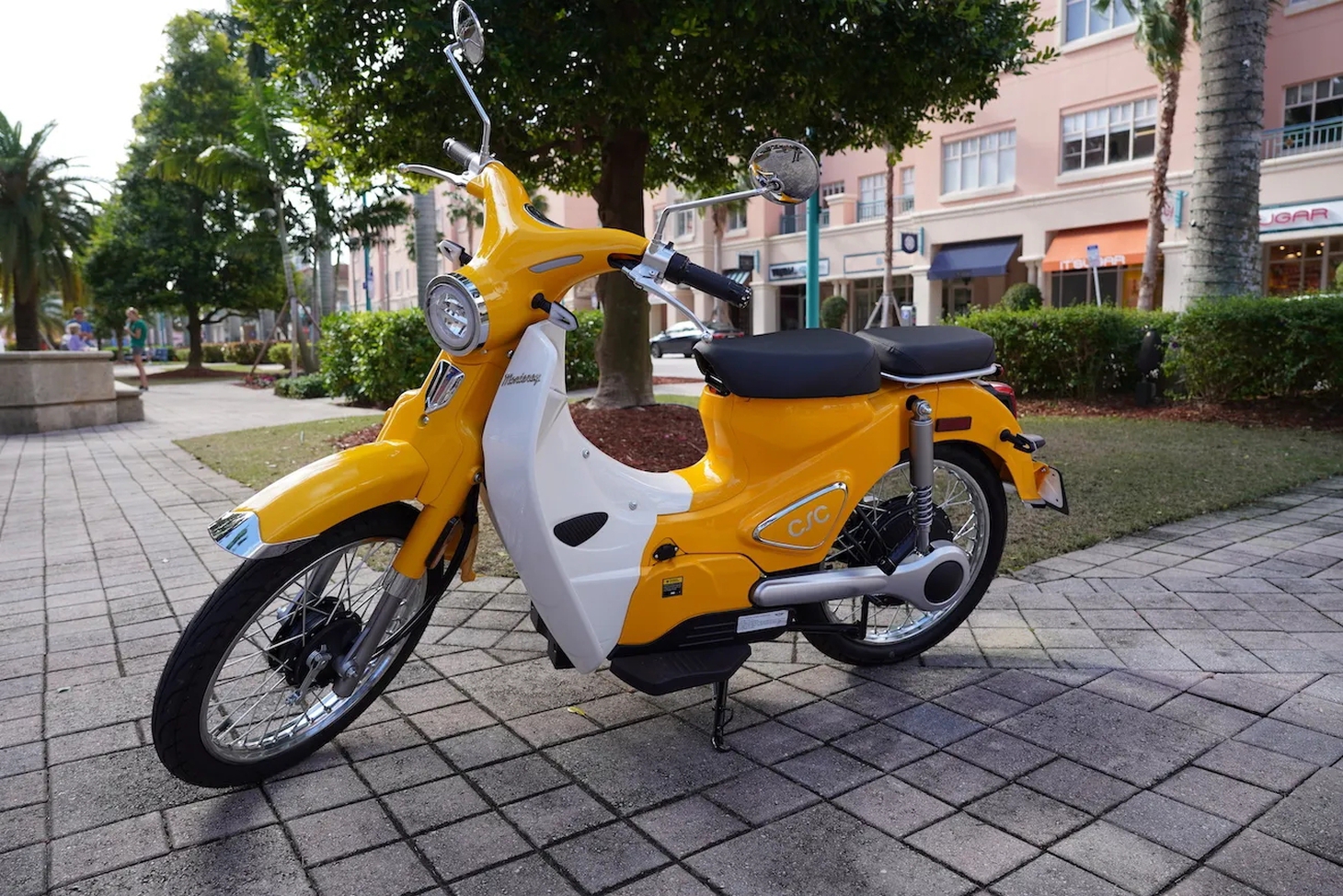 xe máy điện - Ảnh 2.