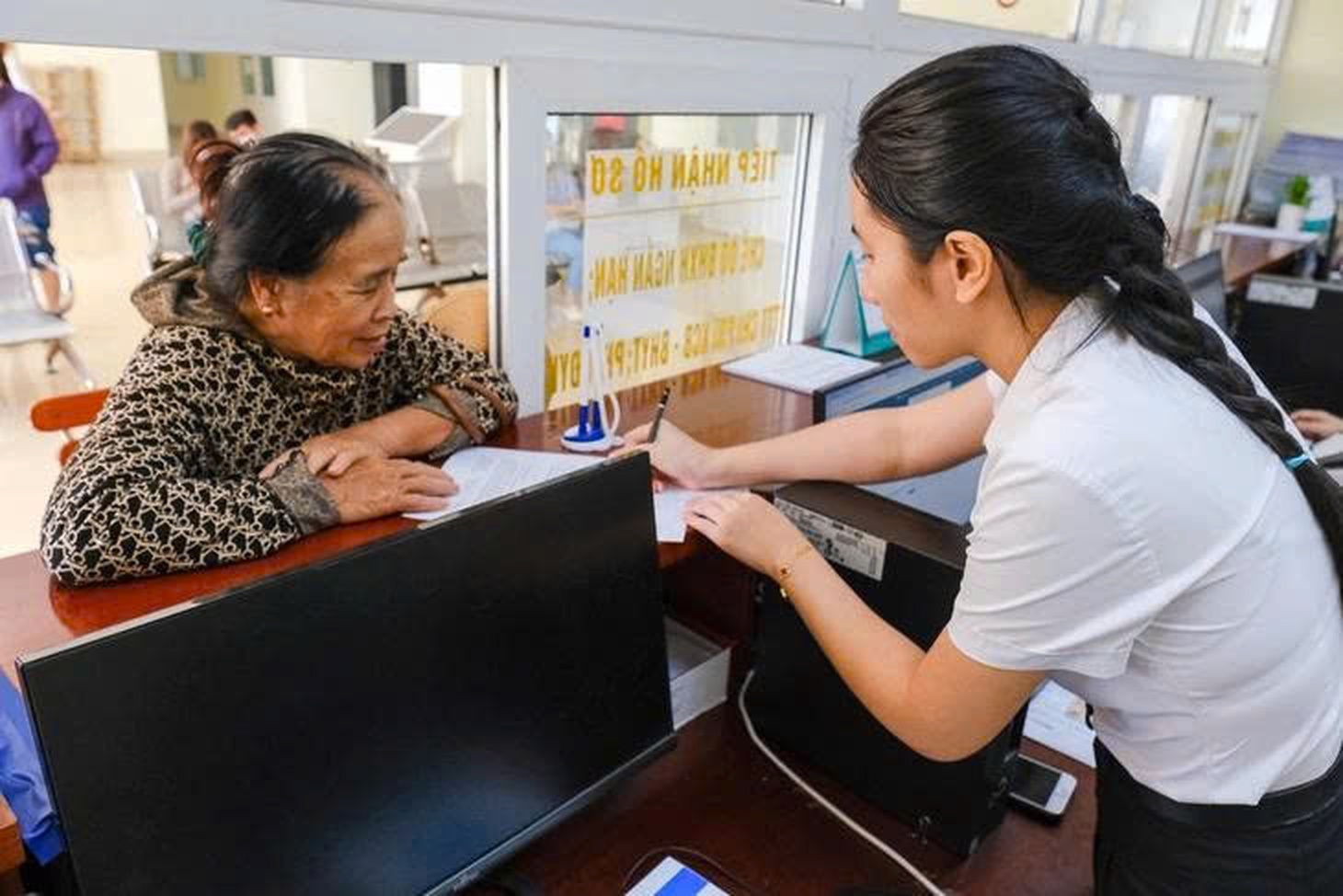 trợ cấp thất nghiệp - Ảnh 2.
