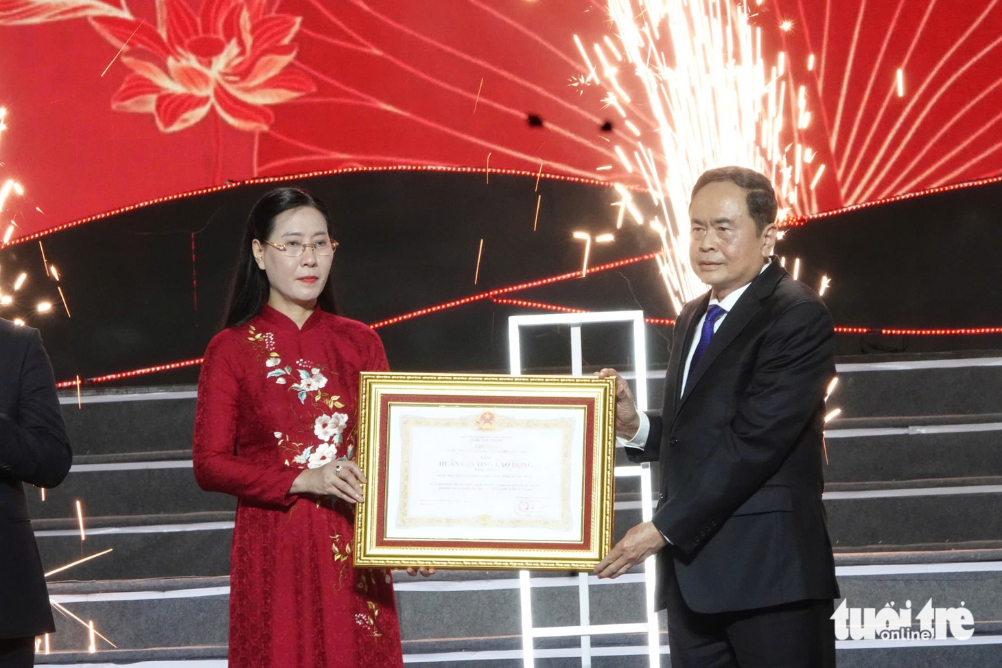 Hàng chục ngàn người dự lễ kỷ niệm 80 năm Khởi nghĩa Ba Tơ - Ảnh 4.