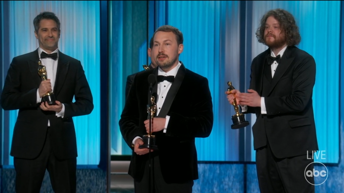 Anora chiến thắng rực rỡ với 5 Oscar, riêng Sean Baker nhận đến 3 tượng vàng - Ảnh 27.